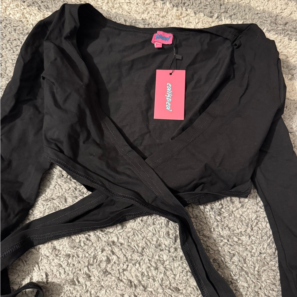 Edikted Black Wrap Tie Front Crop Top